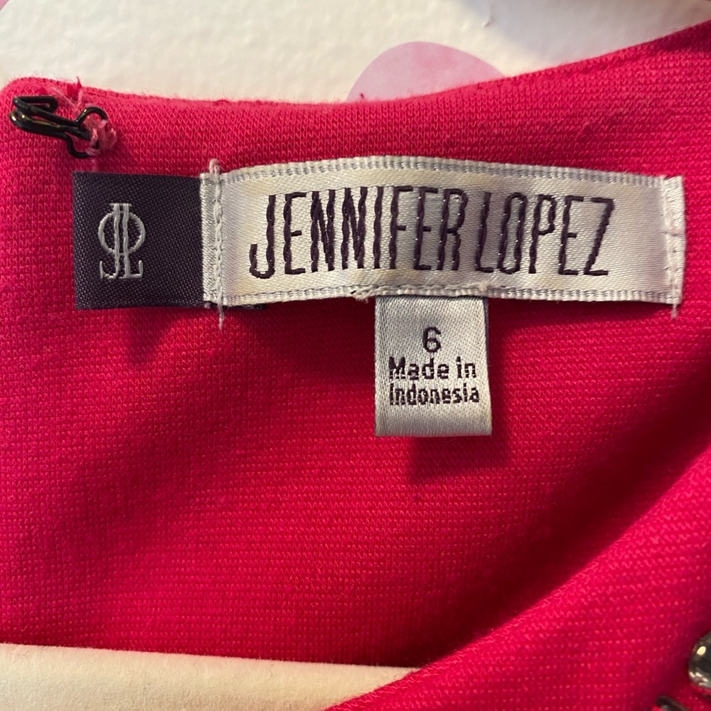 Women's Jennifer Lopez Embellished Ponte Sheath Dress Size 6in Electric Magenta - Picture 4 of 5